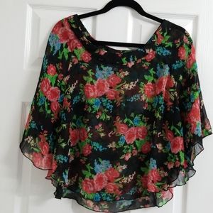 3/$25 SALE Floral Top